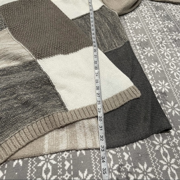 NWOT  Chico's Drape Front ColorBlock Cardigan Sweater Assymetrical Size XL‎ - Picture 11 of 13